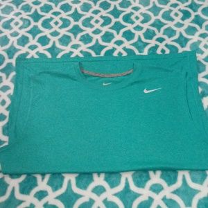 Sleeveless Nike Dri-fit